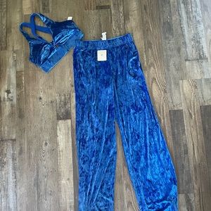Fabletics 2Pc Crushed Velour Set/Outfit Small NEW NWT